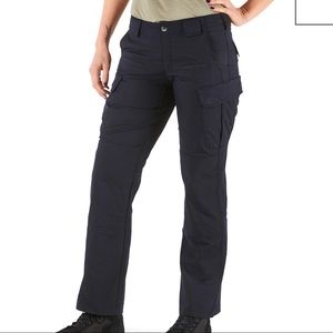 NWOT Women's 5.11 Stryke Pant Size 6